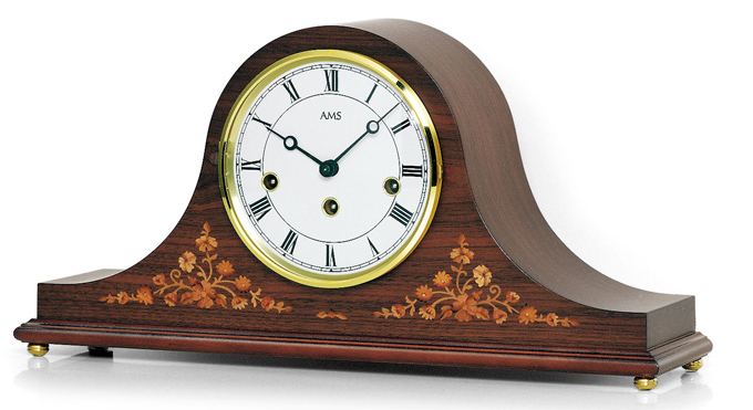 エレガントなアンティーク調天然木高級置き時計。リーフ花柄のモチーフ 